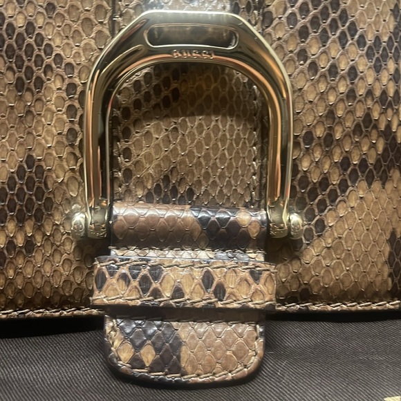 Authentic GUCCI "Greenwich" Python Clutch - Picture 3 of 11
